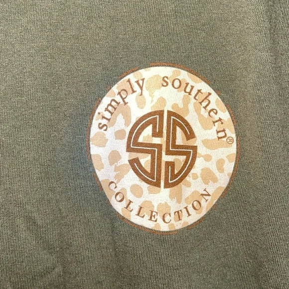 Simply Southern Small moss green “God is Within Her And She Will Not fall” - Picture 6 of 7